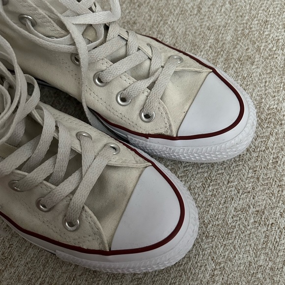 High Top Converse - Picture 6 of 11